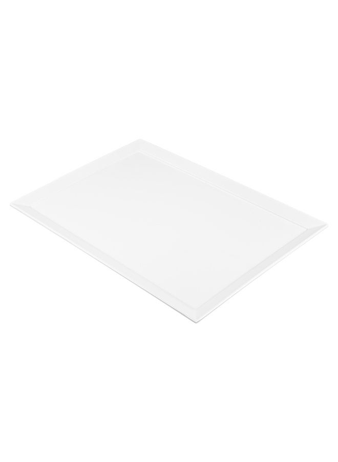 Restaurantware Voga 25.6 x 17.7 Inch Serving Tray, 1 Rectangle Outdoor Tray - Raised Edges, Dishwasher-Safe, White Melamine Platter Tray, For Meals, Appetizers, And Snacks, Shatterproof - Image 2