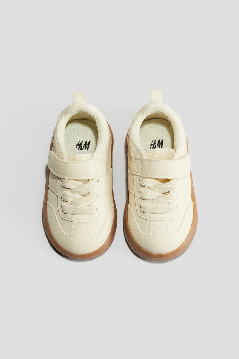 اتش اند ام Trainers