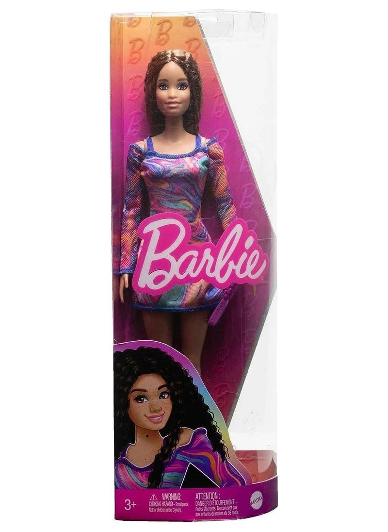 Barbie Fashionistas Doll #206 with Crimped Hair & Freckles, Rainbow Marble-Print Dress, Green Mules & Purse  - Image 2