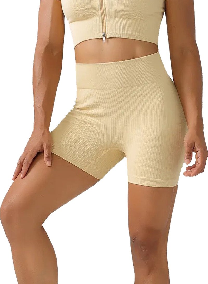 كابريشوس شورت نسائي من القماش المضلع الواسع بدون خياطة بطول منتصف الفخذ باللون البيج - Image 1