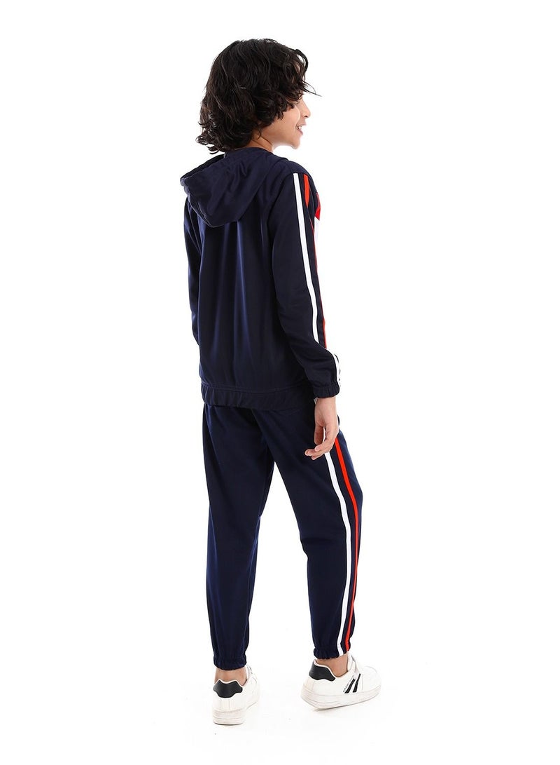 Caesar Boys Training Suit With Pockets And Lined Design. - Image 4