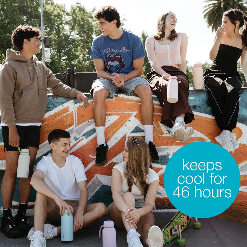 b.box زجاجة مياه ومشروبات معزولة بسعة 1 لتر بغطاء قابل للطي، مصنوعة من الفولاذ المقاوم للصدأ ثلاثي الطبقات، تحافظ على المشروبات باردة لمدة تصل إلى 46 ساعة، 1 لتر/33.8 أونصة - Image 4