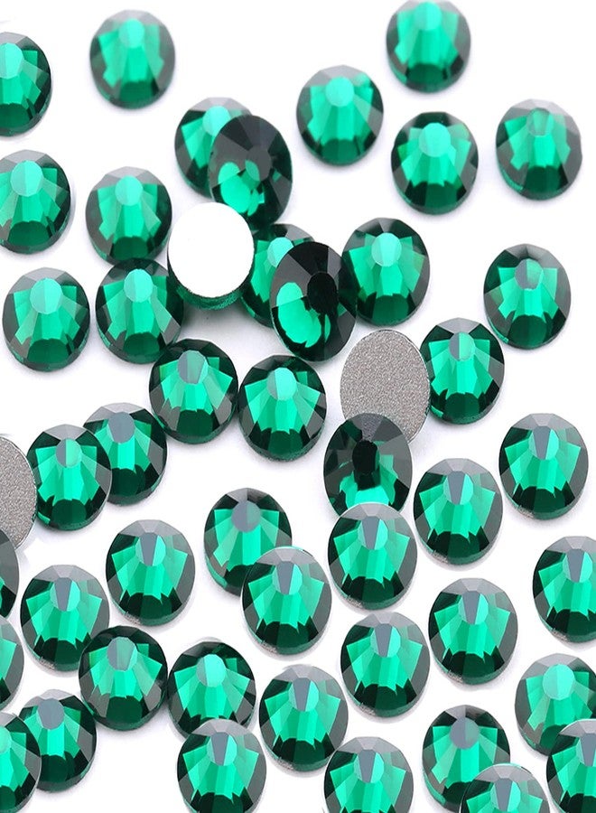 Dowarm 720Pieces SS20 Flatback Rhinestones, 4.8MM Glass Crystal Rhinestones for Craft Nails Dance Costumes, Flat Back Nail Crystals, Non Hotfix Rhinestones (SS20 / 4.8MM, Green/Emerald) - Image 1