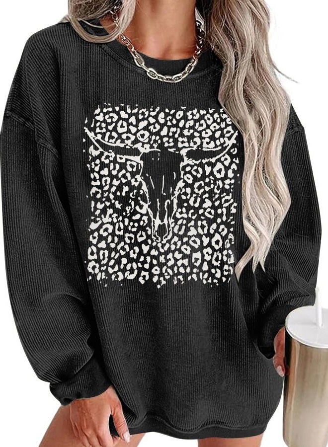 UNIQUEONE Boho Cow Skull Sweatshirt Women: Oversized Vintage Western Rodeo Graphic Tee Country Concert Outfits Pullover Tops Gray - Image 1