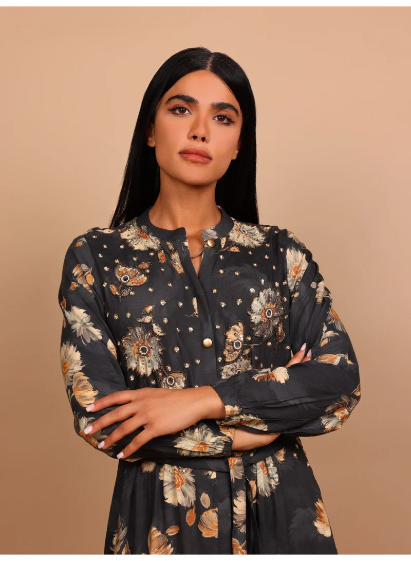 اكسا إينايا