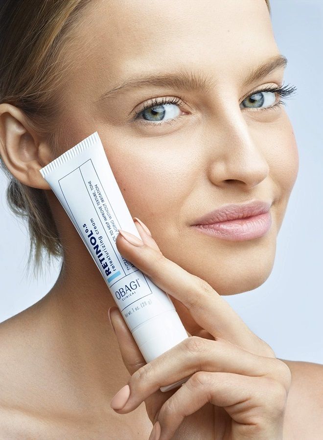 Obagi Clinical كريم إعادة تشكيل البشرة 0.5 ريتينول، 1 أونصة. - Image 2