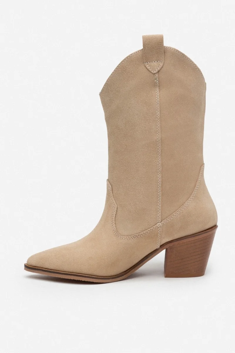 نيشانتاشي شوز Champ Beige Suede Leather Tassel Detail Women's Thick Heeled Dallas Boots