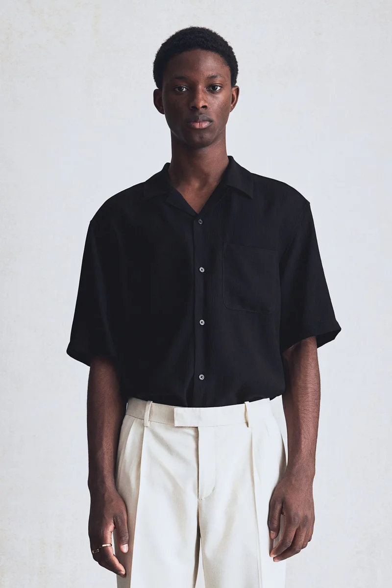 H&M Regular Fit Crinkled resort shirt