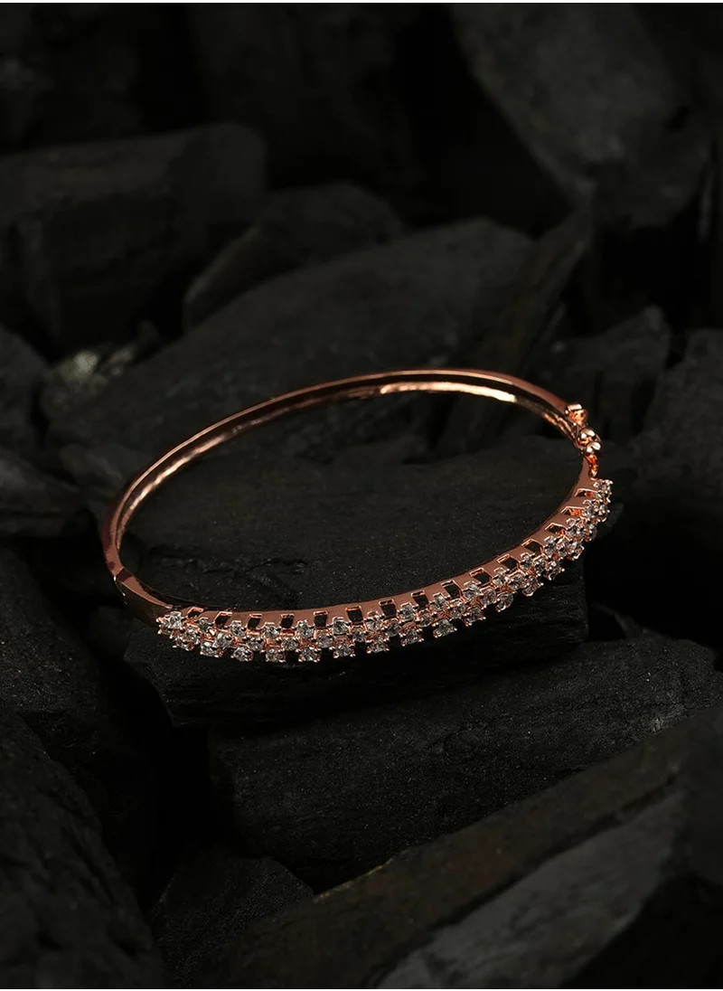 SOHI Contemporary Bangle-Style Bracelet