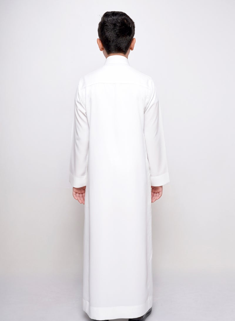 مدرستي  ثوب سعودي ولادي لون كريمي-سحاب (مخفي) قماش طايح  - Image 2