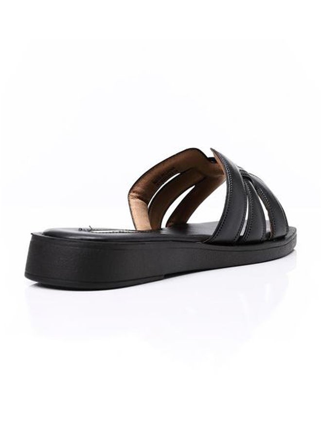 Simple &Amp; Plain Leather Slip On Flat Slippers - pzsku/Z64AC8CD475F17A657E99Z/45/_/1721817104/eaf4341a-90fc-4ee1-82ec-d5b337a11a03