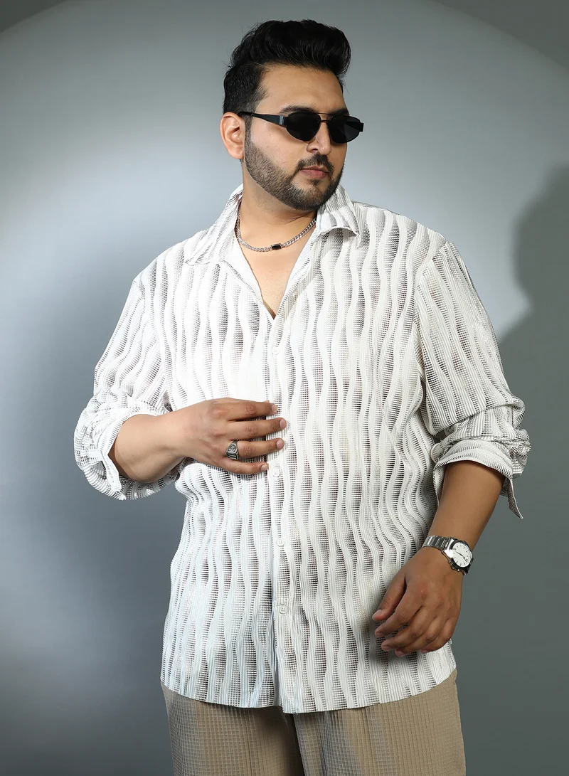 انستافاب بلس قميص رجالي مقاس كبير بنقوش دوامية بلون أبيض عاجي وبني شوكولاتة بياقة كوبية وأكمام طويلة للإستخدام اليومي