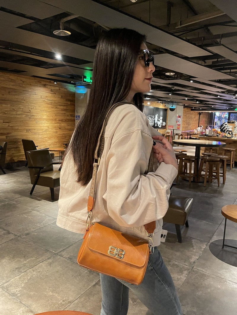 Vintage Vegetable-Tanned Leather Versatile Small Square Bag For Women, New Live Genuine Leather Women'S Bag, Top-Layer Cowhide Crossbody Bag 834 - Image 4