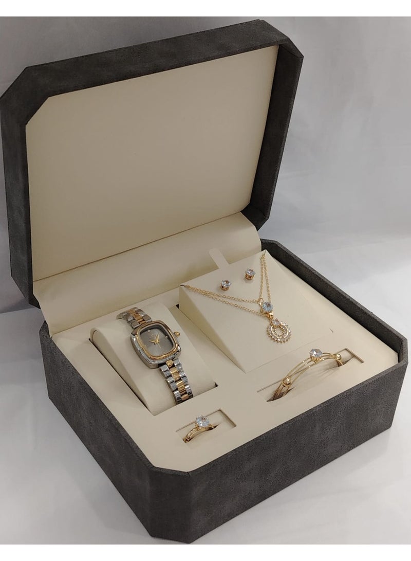 ريفولي ساعه مع الأسوارة مع الخاتم  مع السلس والاخراص اخر اصدار من ريفولي