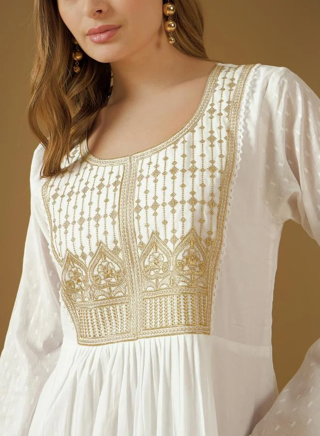 ستايلي Embroidered Square Neck A-Line Jalabyia