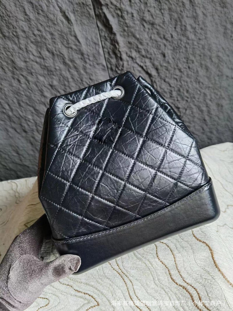 2024 Ladies Ruched Leather Backpack Diamond Chain Black