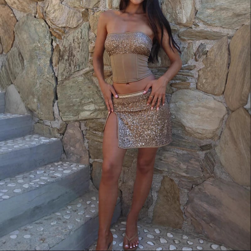 بدلة نسائية عصرية قميص بدون أكمام وتنورة عالية الشق - Image 4