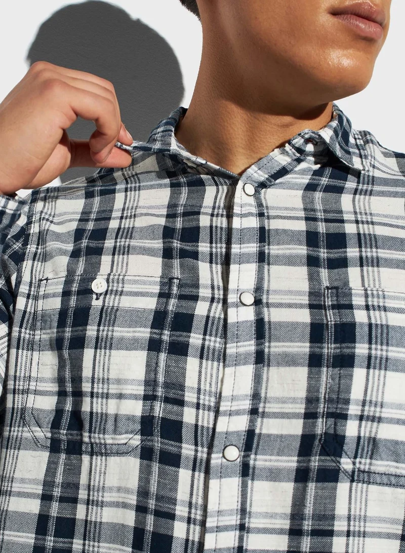لي كوبر Checked Regular Fit Shirt