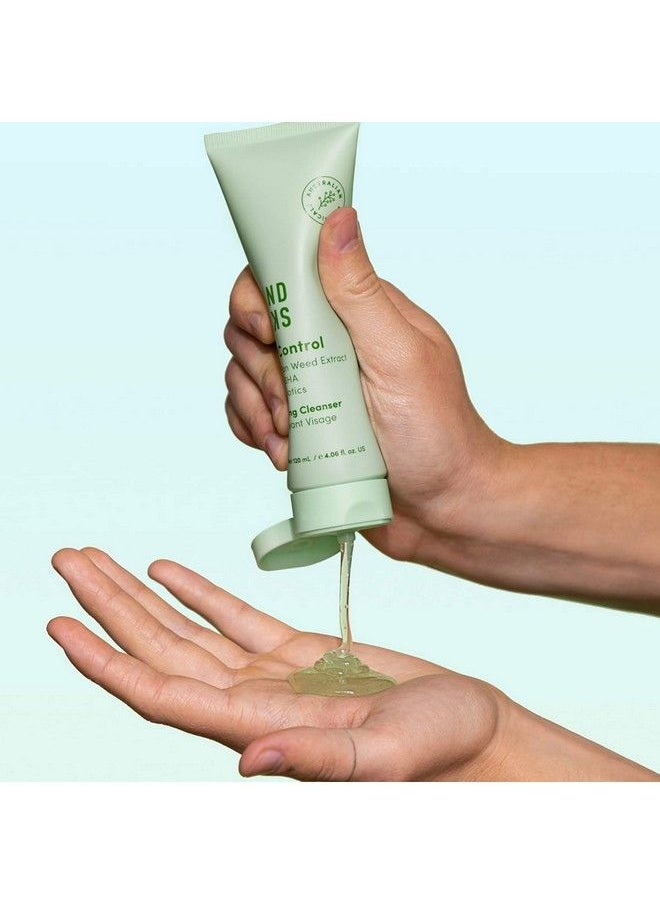 Sand & Sky Oil Control Clearing Cleanser  - Image 4