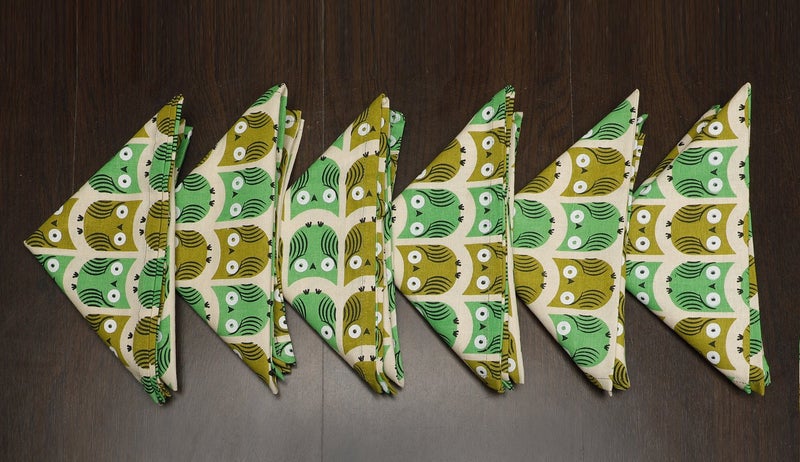 Dekor World Owl Plain Printed Green Napkin Set (Pack of 12) - Image 2