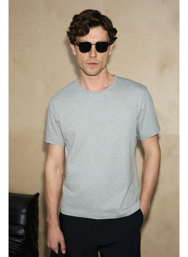 GRIMELANGE AXION Men's 100% Organic Cotton Round Collar Regular Fit Grimelanj T-Shirt.