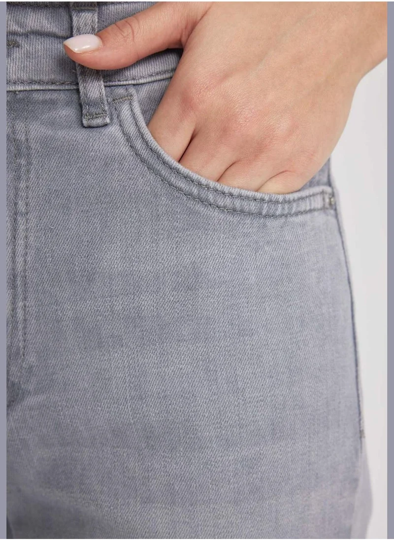 ديفاكتو Woman Denim Trousers Flare Fit