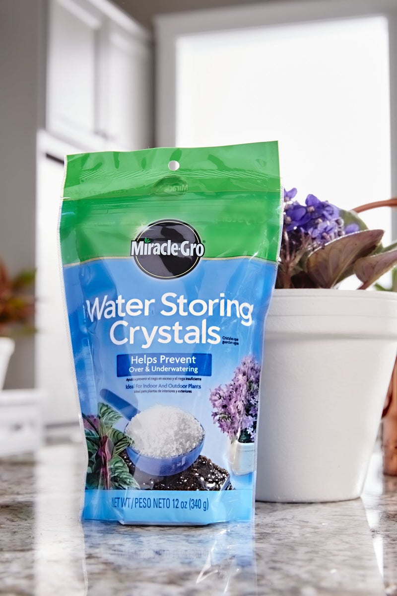 Miracle-Gro Water Storing Crystals, Helps Prevent Over and Underwatering in Outdoor and Indoor Plants, 12 oz. - Image 2