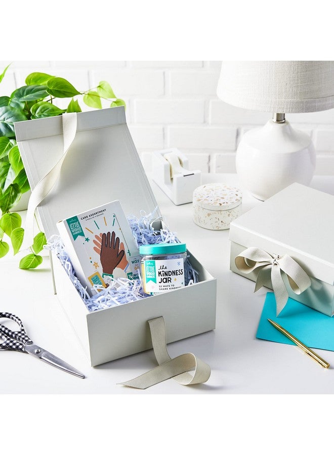 هولمارك صناديق هدايا متوسطة الحجم من Hallmark مع فيونكة وحشو ورق ممزق، عبوة من قطعتين (صندوق أبيض عتيق مقاس 8 بوصات) لحفلات الزفاف وحفلات الزفاف والتخرج وأعياد الميلاد وهدايا وصيفات العروس وجميع المناسبات - Image 2