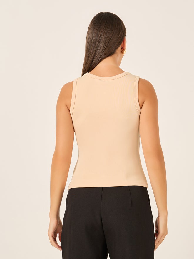 ستايلي بلوزة بدون أكمام محبوكة بياقة دائرية وتفاصيل أزرار - Image 5