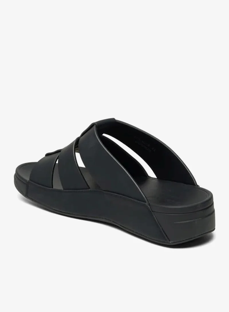 Le Confort Solid Slip-On Sandals