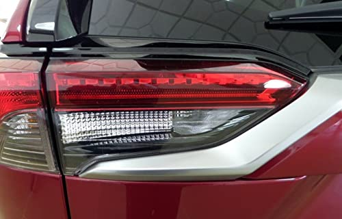 Toyota Taillight 8159142121 - Image 1