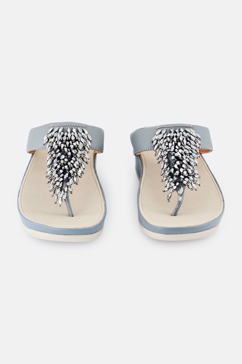 FitFlop Women Slip On Sandal, Light Grey  - Image 4
