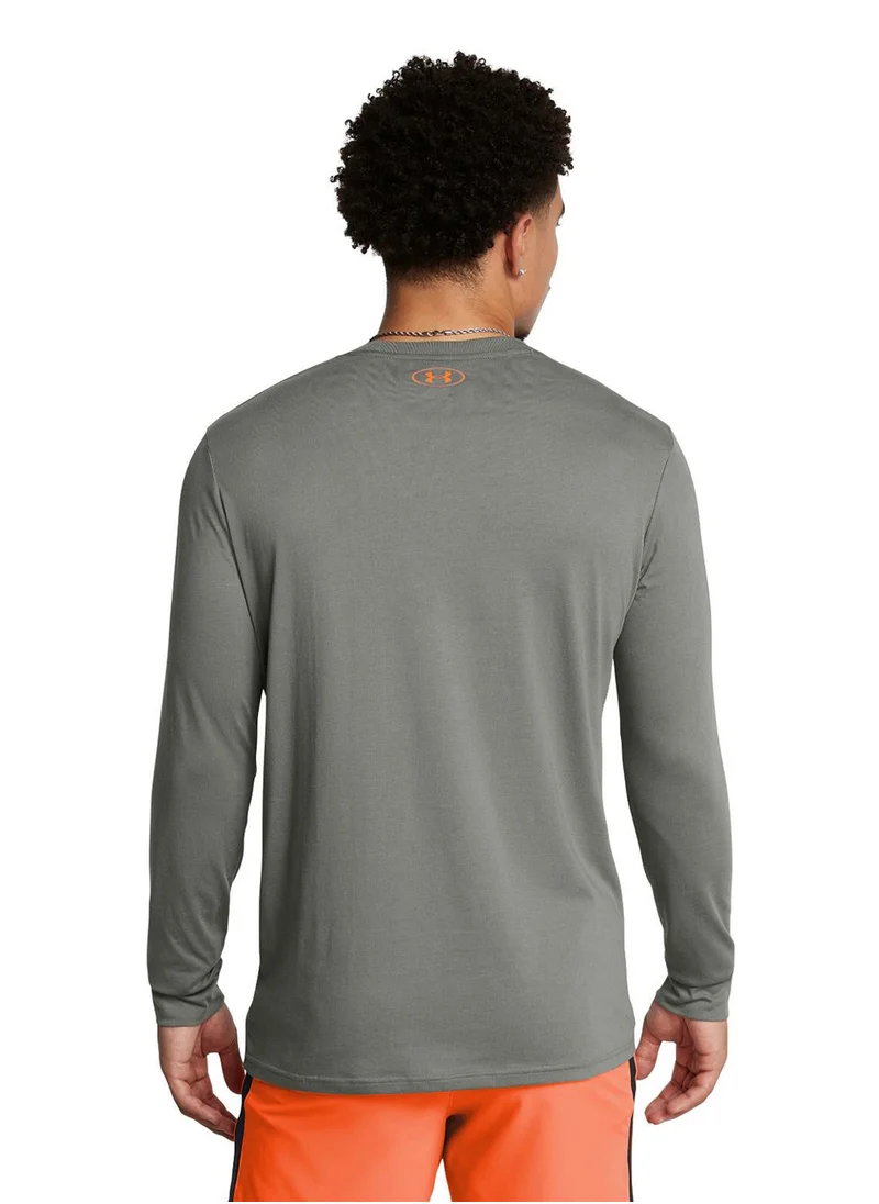 UNDER ARMOUR Project Rock Brahma Bull Sweatshirt