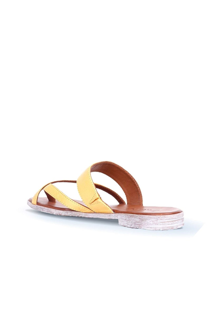 Bueno Slim Fit Flip Flop - Image 4
