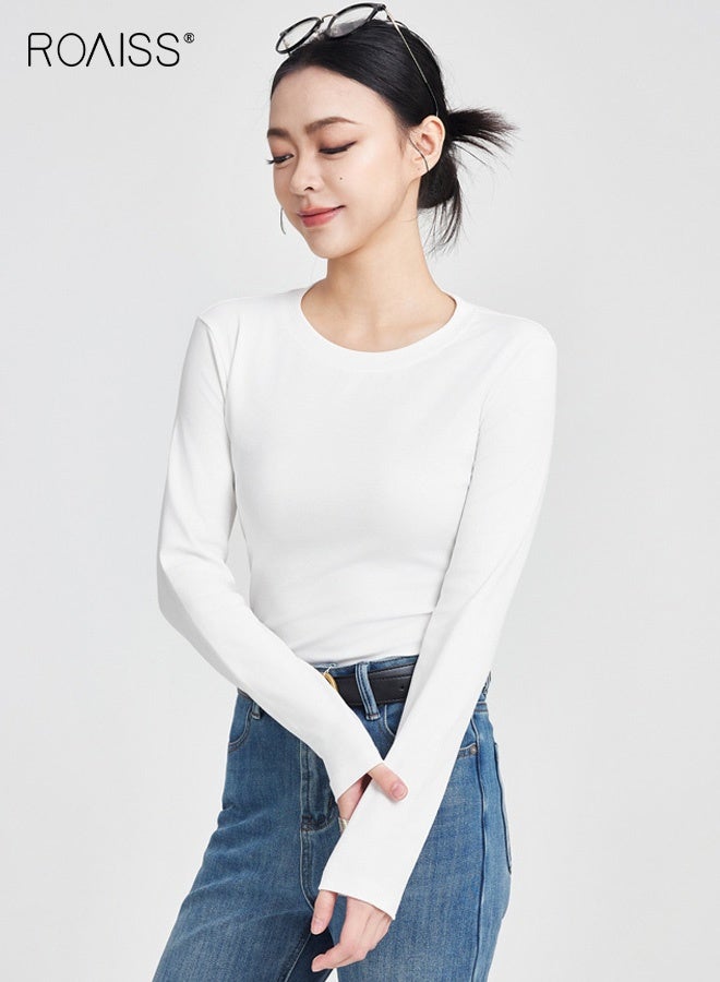 رويس تيشيرت نسائي بأكمام طويلة وقصة ضيقة وياقة دائرية، بخصر محدد قليلاً وأكتاف مستقيمة، مصنوع من مزيج قطني ناعم يسمح بمرور الهواء، مناسب للارتداء اليومي والعمل والمواعيد، لون أبيض - Image 4