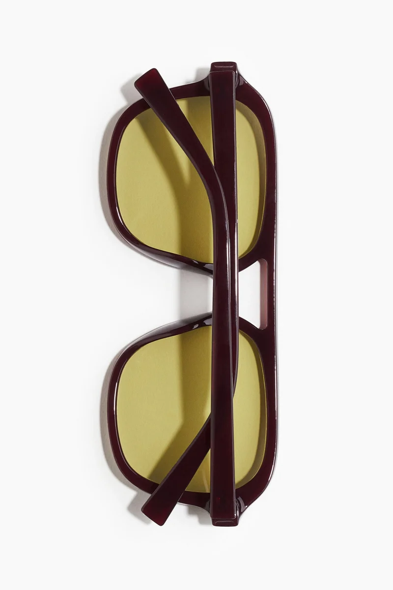 اتش اند ام نظارة شمسية