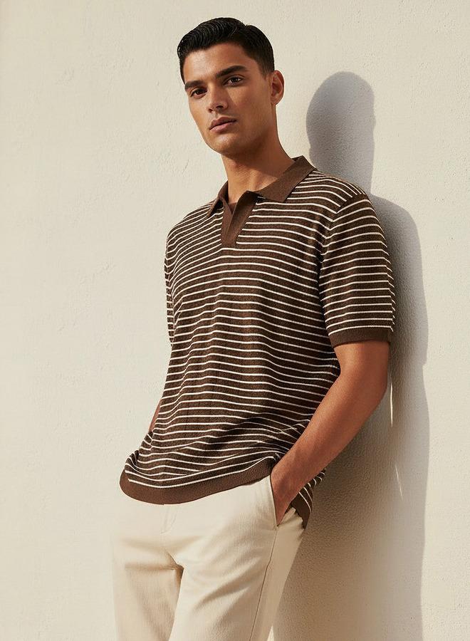 Iconic Men Short Sleeves Striped Johnny Collar Polo T-shirt - Image 1