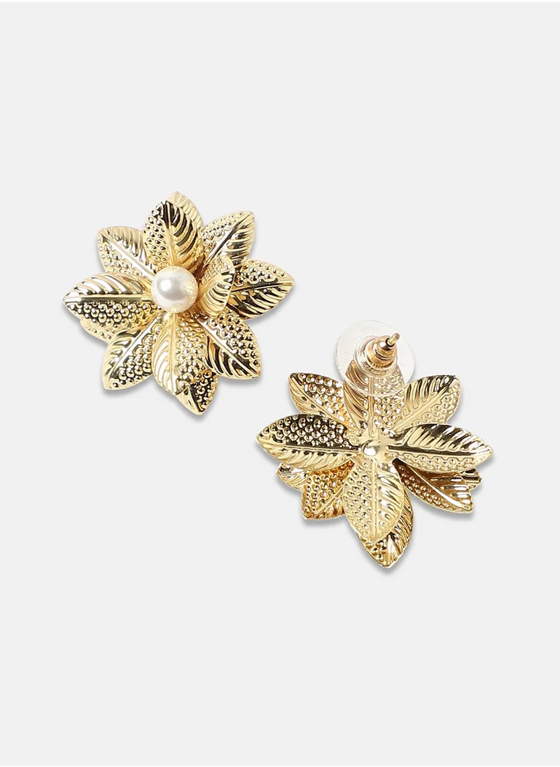 SOHI Flora Stud Earrings - California Gold