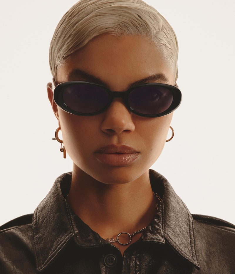 Quay - Womens Sunglasses, Round Lenses with UV Protection (Felt Cute, Black) - Image 3
