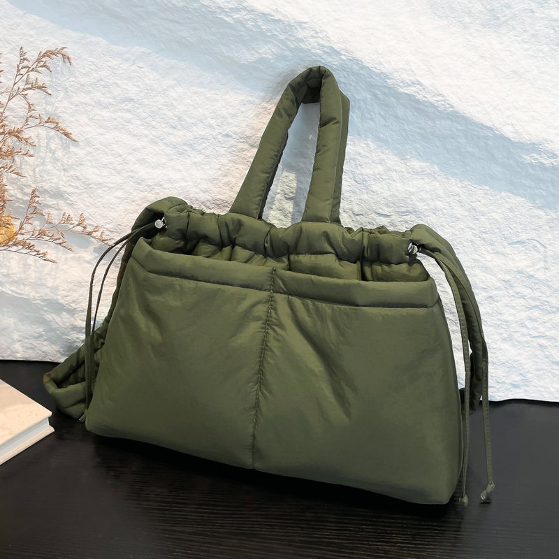 Nylon Cloth Drawstring Niche Tote Bag Women'S Arrival Fashionable Large Capacity Lightweight Soft Quilted Shoulder Bag - Image 3