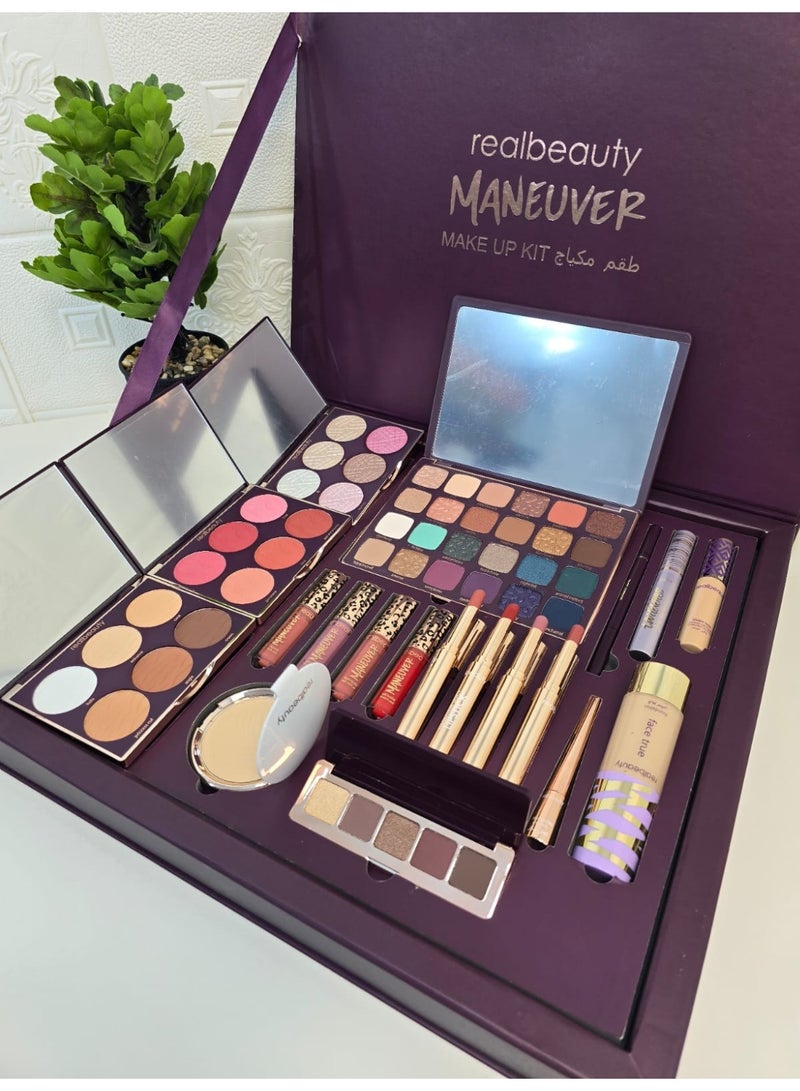 REALBEAUTY Real Beauty Maneuver Makeup Kit - Image 1