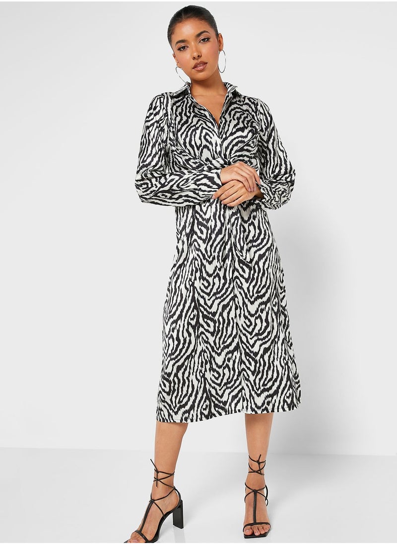 boohoo Front Knot Printed Shirt Dress  - Image 1