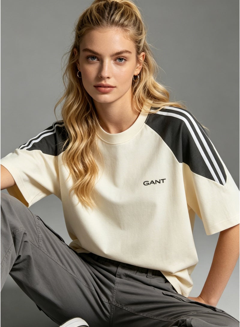 GANT Men's Colorblock Raglan Short Sleeve T-Shirt, 3-Stripes Shoulder Crew Neck Casual Loose Fit Cotton Tee - Cream & Dark Grey - Image 3