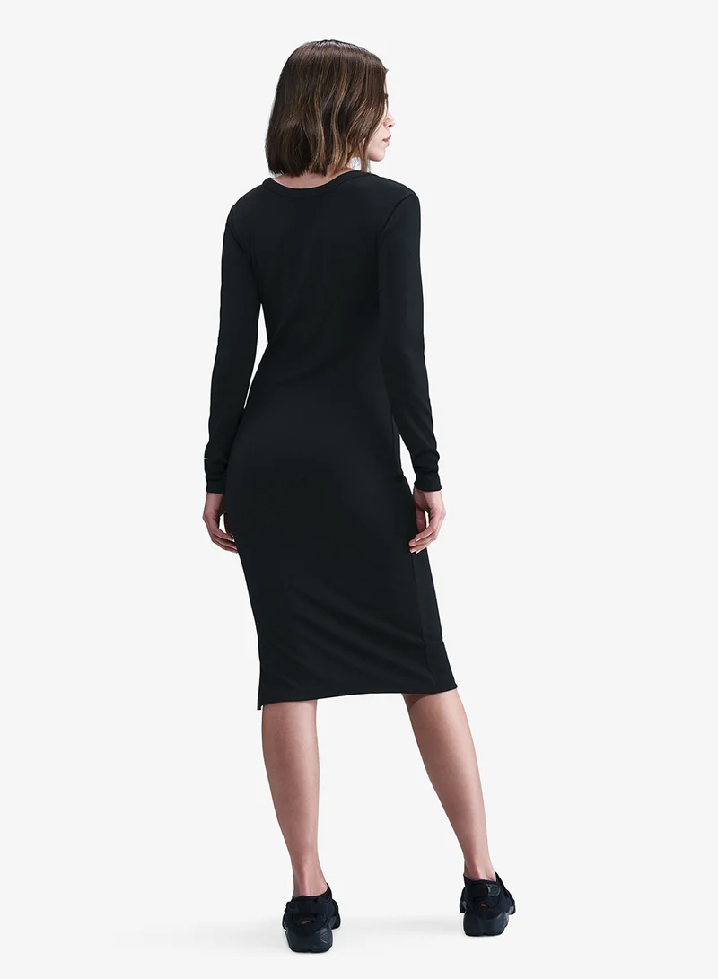 نايكي فستان ميدي محبوك مريح