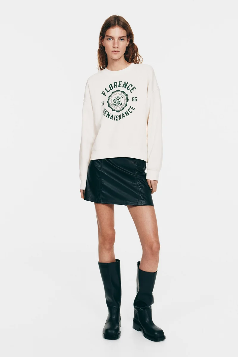 اتش اند ام سويت شيرت بطبعة