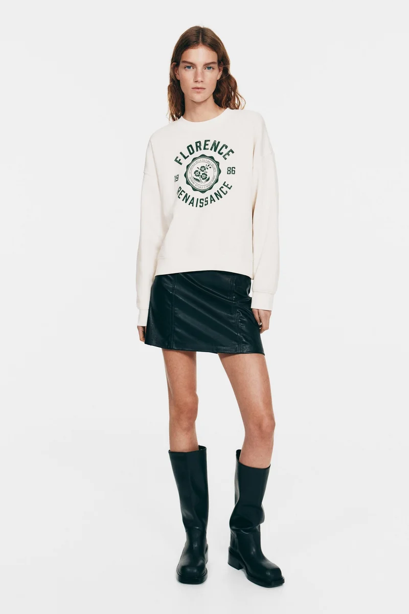 اتش اند ام سويت شيرت بطبعة