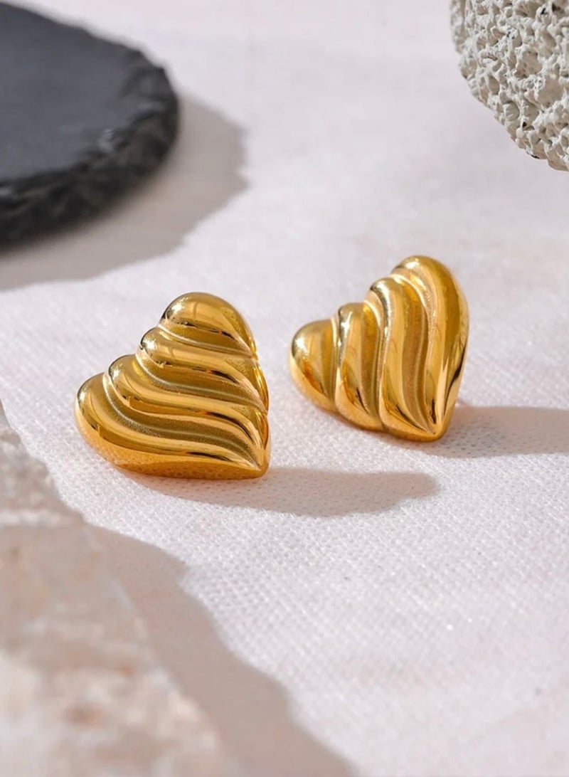 Rwnq Modern Gold-Hearted Stainless Steel Earrings - Thick and Wavy Stainless Steel Earrings - Elegant Jewelry for Women - Stainless Steel Accessories - Earrings for Women and Girls - Stainless Steel Earrings - Suitable for Daily Wear and Special Occasions  - Image 2