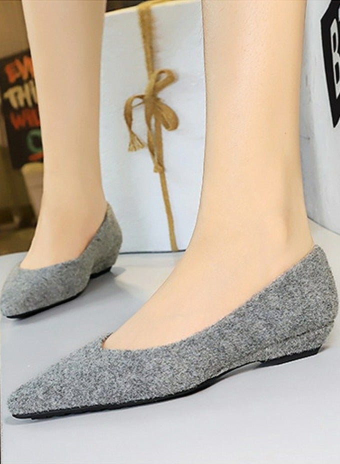 BIGTREE Women's Low Heel Wedge Pumps Comfortable Closed Pointed Toe Shoes Light Grey - Image 4