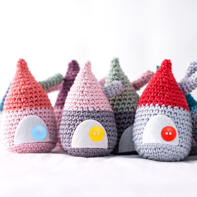 4 Bottles of Multipurpose Sewing Buttons DIY Colorful Buttons Resin Clothes Buttons - Image 1