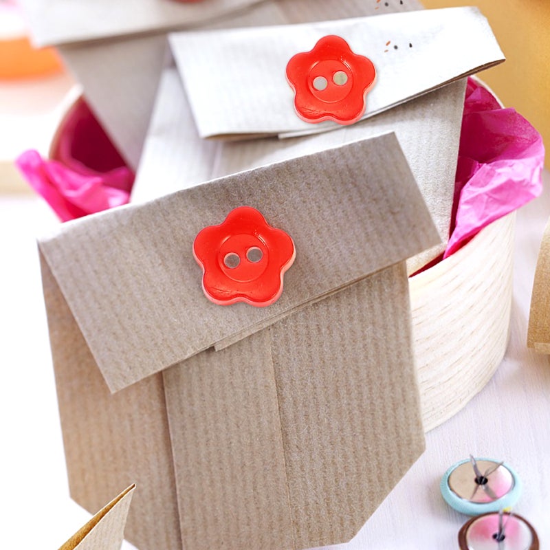 4 Bottles of Multipurpose Sewing Buttons DIY Colorful Buttons Resin Clothes Buttons - Image 4